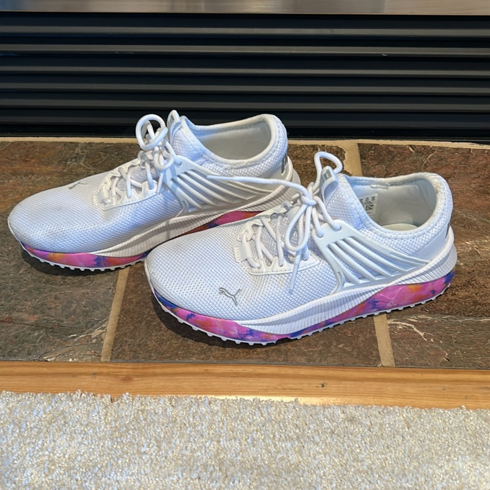 PUMA Sneakers, Pacer Future Bleached Tie-Dye Shoe, Men’s 7, Women’s 8 Great Cond - Picture 3 of 7